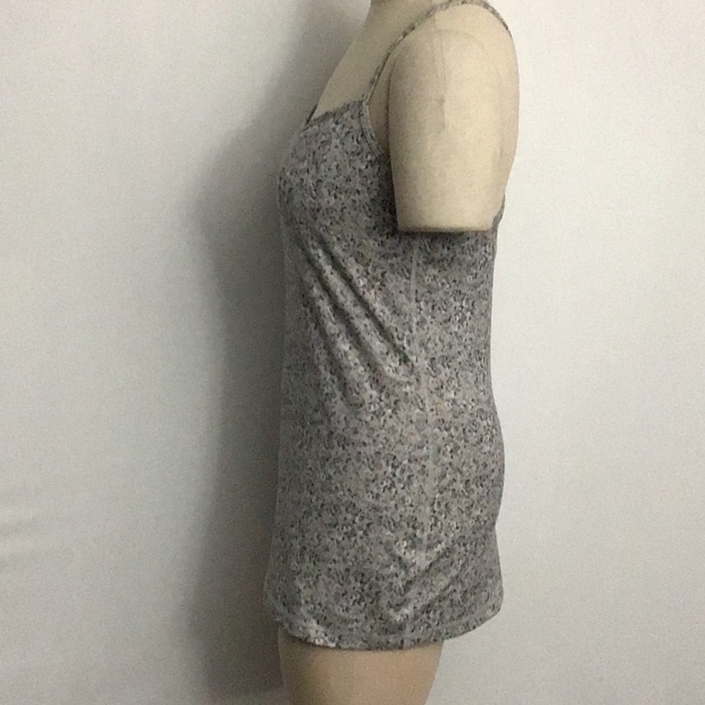 Lululemon Power Y Tank Luon Petite Fleur Silver Spoon EUC Size 8 - Picture 5 of 9